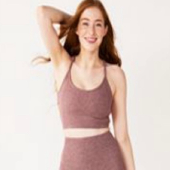 So Women’s Sporty Scoopneck Sports Bra Size S Adjustable Back Straps Athletic - Picture 2 of 7